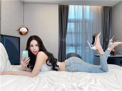 松江大学城小妹妹微信